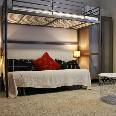 Apartment Kesklinna Hubane Korter. *