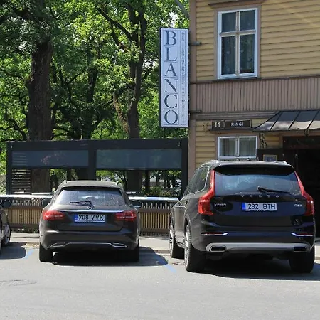 Apartment Kesklinna Hubane Korter. Parnu